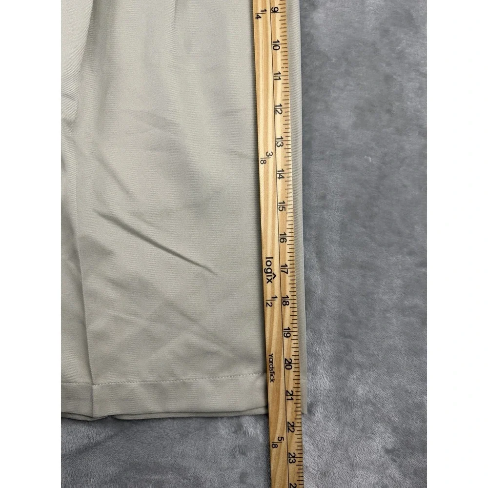 Haggar Cool 18 Pro Shorts Men 36 Pleated Expandable Waist 4-Way Stretch NWT